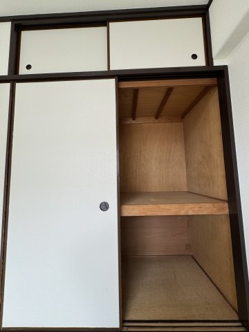 パークサイド南大井302号室 収納