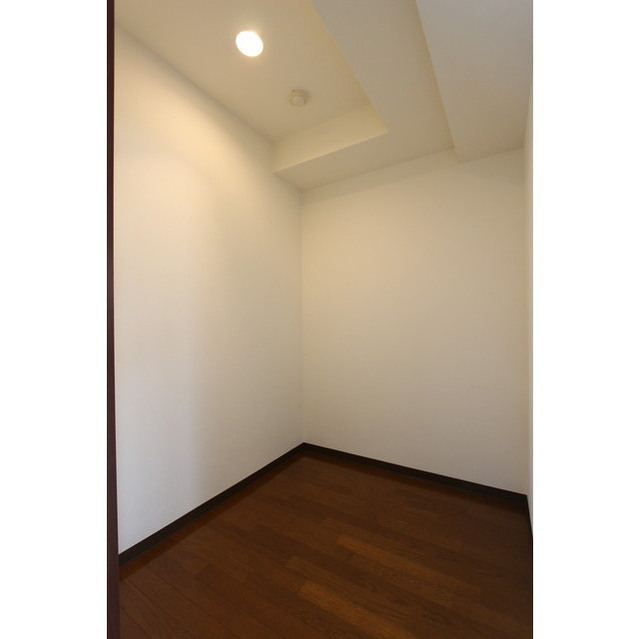 スクリップス701号室 内観