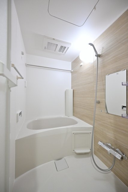 ＣＥＮＴＲＡＬ　ＧＡＲＤＥＮ　ＲＥＳＩＤＥＮＣＥ　ＴＯＫＹＯ地下1階 お風呂