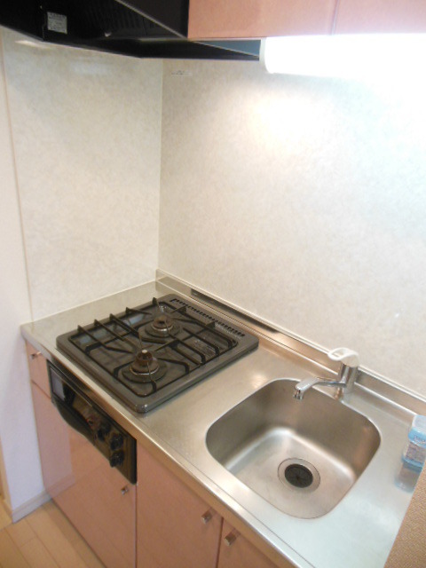 ガラ・ステーション四谷三丁目 2口ガスグリル付システムキッチン