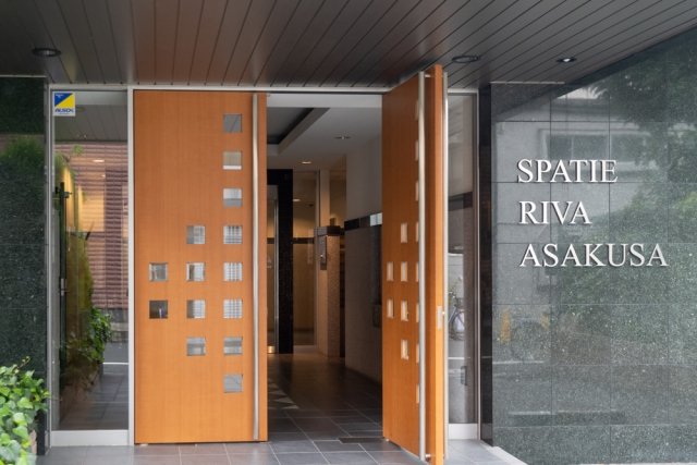 スパシエ　リーヴァ　浅草 エントランス