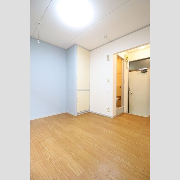 調布ハイムピア106号室 リビング