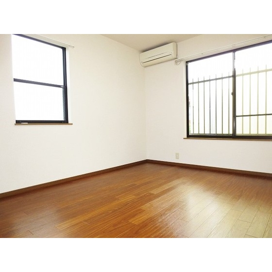 エステートピア・ｕ２号棟 内観