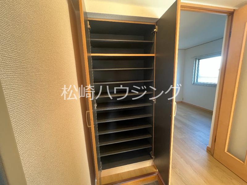 三田沼袋コーポ 玄関