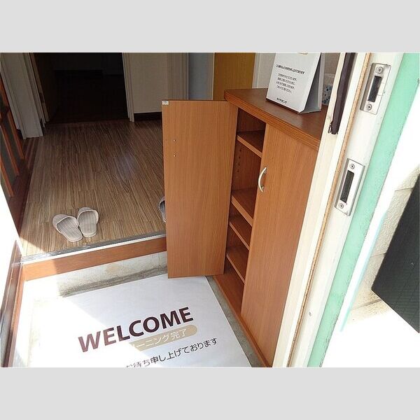 Eagle　Art　(イーグルアート) 玄関