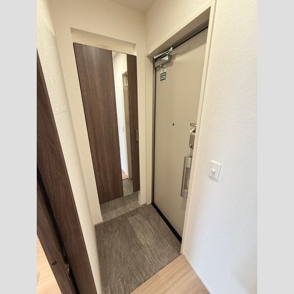 シンビジウム湘南台302号室 玄関