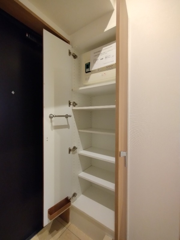 ハーモニーレジデンス田町6階 収納