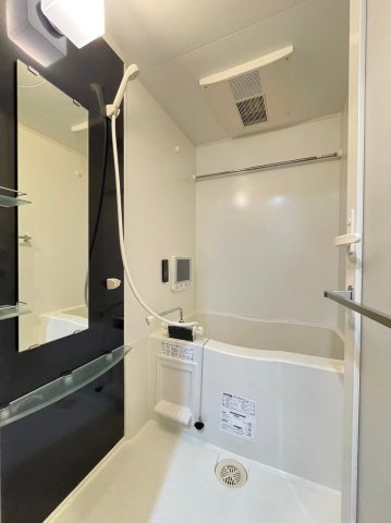 グラントゥルース浮間公園504号室 お風呂