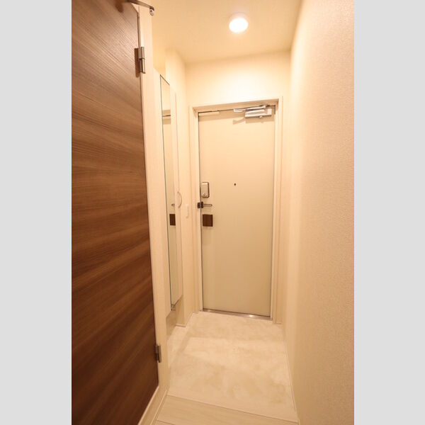 Holy　Lands303号室 玄関