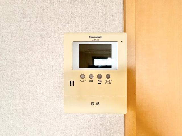 ビオラ202号室 カメラ付インターホン（イメージ）