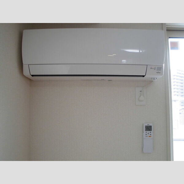 メルヴェーユ三郷中央　B302号室 エアコン