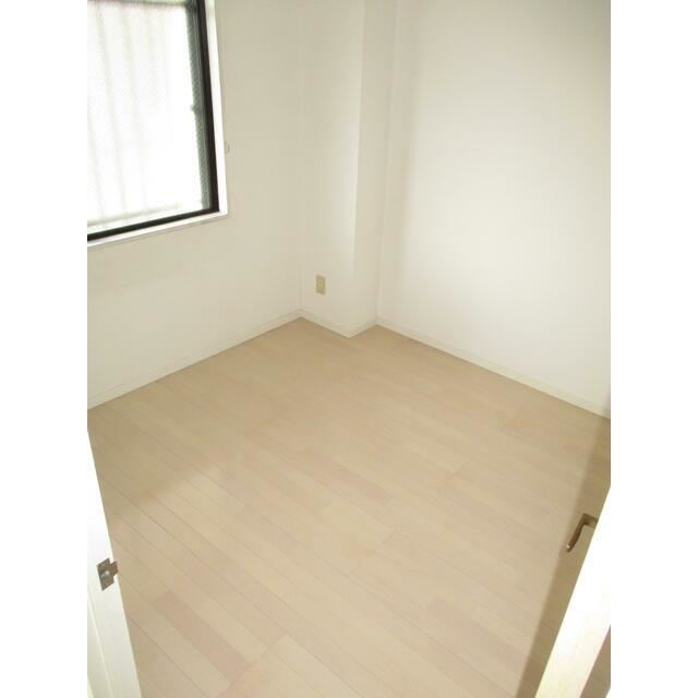 シャンテメゾン井上NO.63階 収納