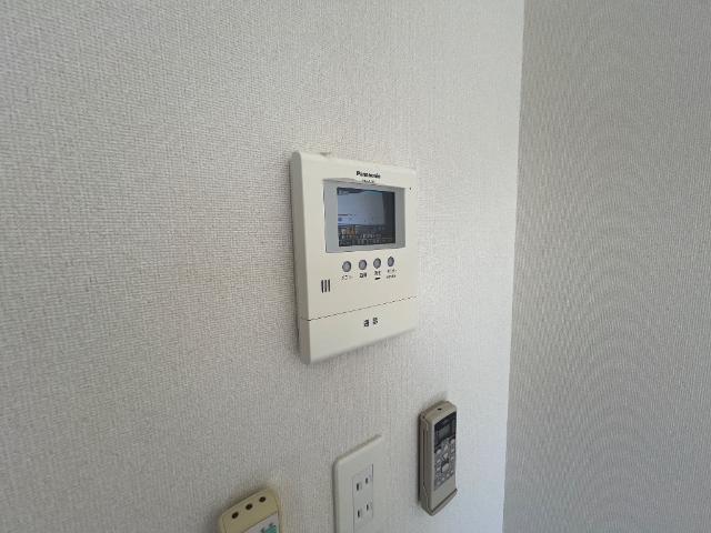 グランドロータス聖蹟202号室 カメラ付インターホン