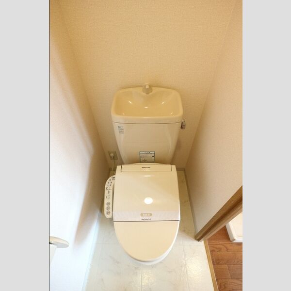 フラッツ・シゲ402号室 温水洗浄暖房便座