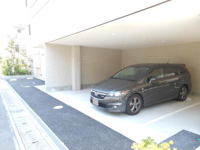 マリンコート富士見0305号室 駐車場