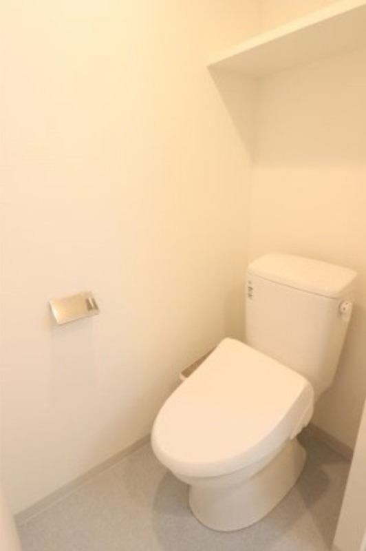 ＧＥＮＯＶＩＡ中野島1階 トイレ