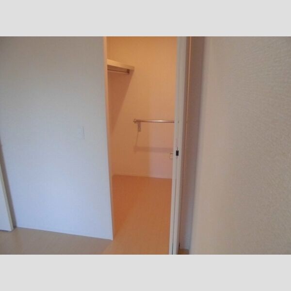 Klause N103号室 ウォークインクローゼット