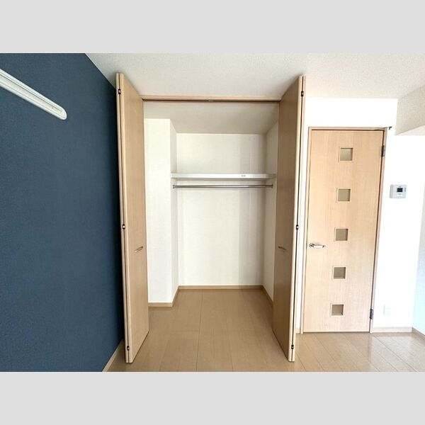 オーキッド クローゼット