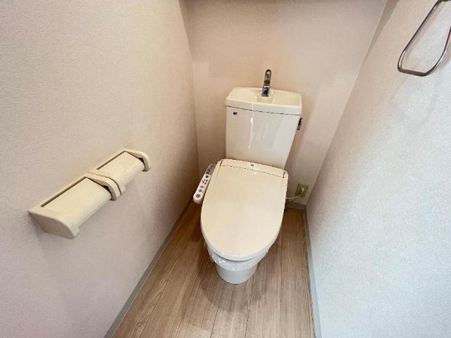 マーガレットガーデンⅡ202号室 シャワー付トイレ（イメージ）