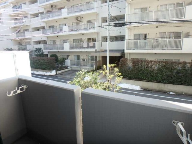 菱和パレス御茶ノ水湯島天神町2階 バルコニー