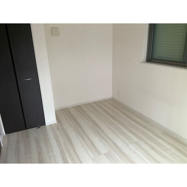 オーシャンドリーム桜山 リビング