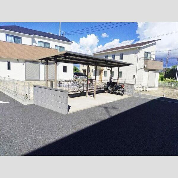 mille graine(ミル グレーヌ)　B 駐輪場