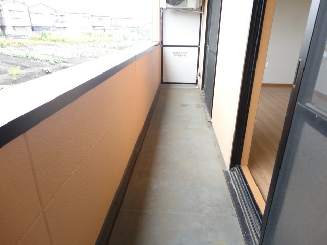 ＴＩＡＲＡ（ティアラ）306号室 バルコニー