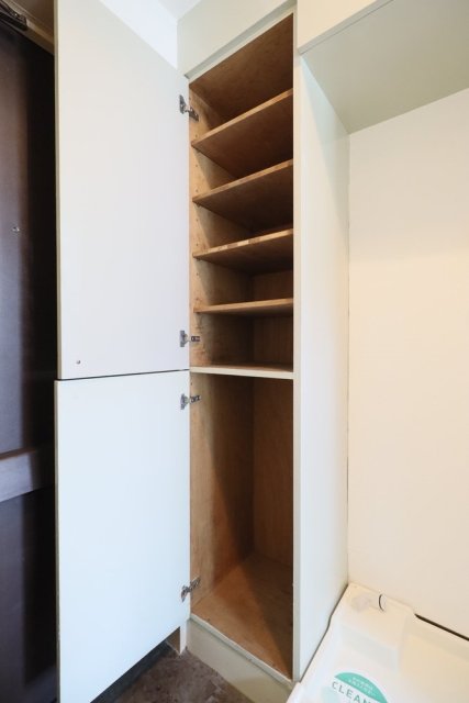 フェルテロアール祐天寺1階 靴入