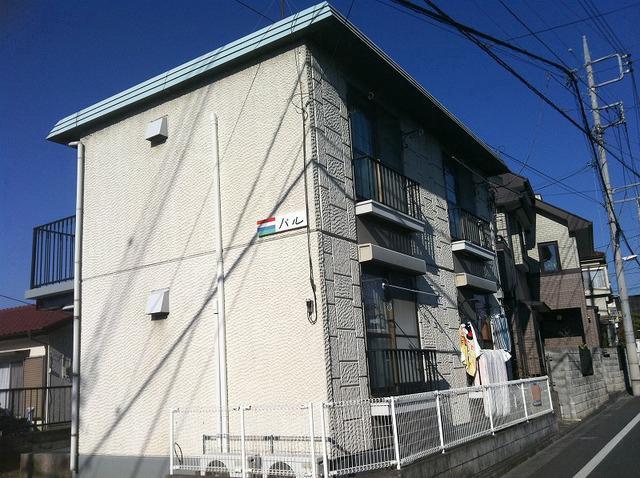 パル1階 外観