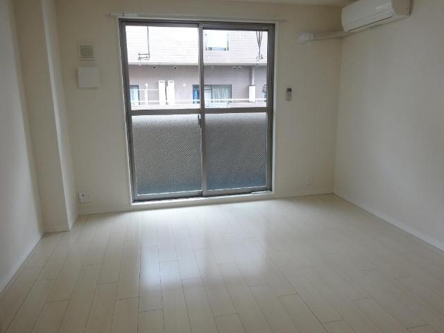 Ｌａ　ｆｅｌｉｃｉｔａ　-ラ・フェリチタ- 洋室