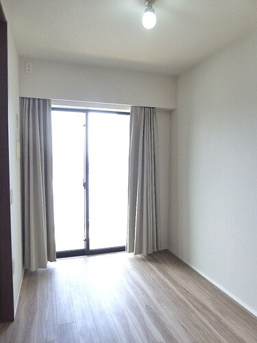 ライオンズ船橋本町マークスフォート 洋室　約4.0畳　※前回募集時／2024年5月の写真