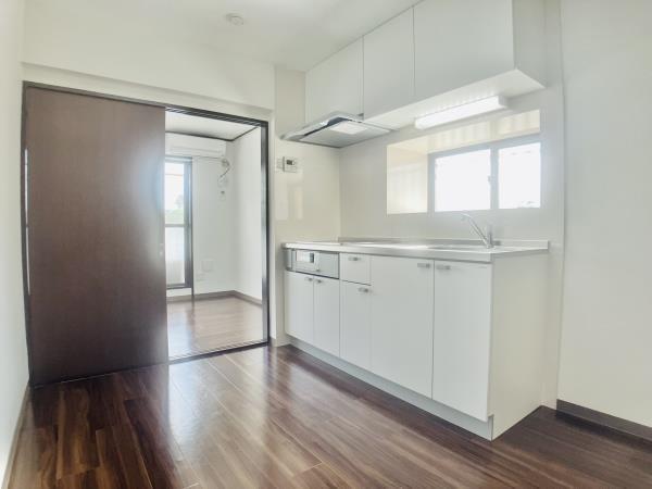 カーサグリーンプラザ1階 リビング