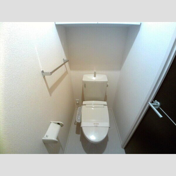 スターエイト202号室 温水洗浄便座