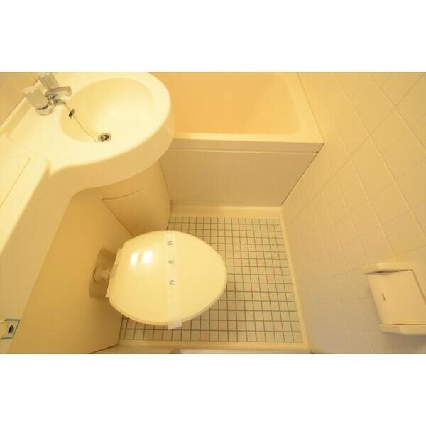 サークビルズ1003号室 トイレ