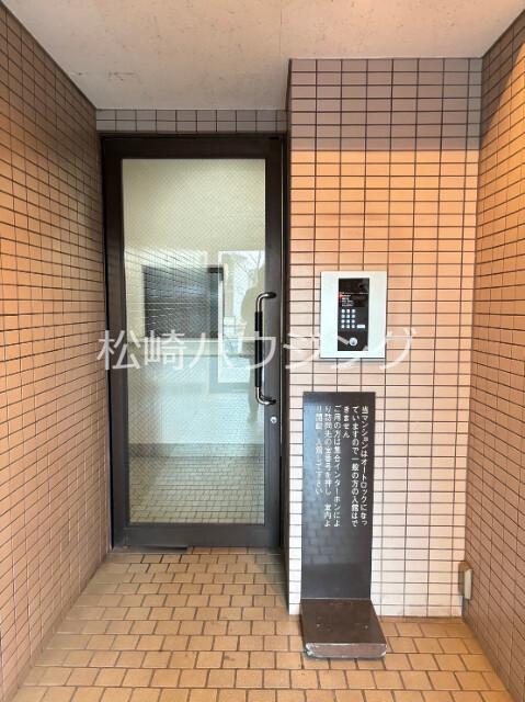 ハラスパジオ中野5階 エントランス