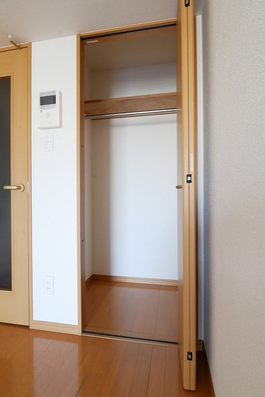 ＴＲＡＤＩＳ ＮＩＰＰＯＲＩ Ｅ10階 内観
