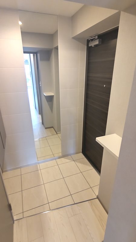 クレヴィアリグゼ西巣鴨3階 玄関