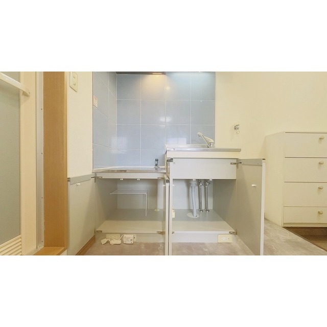 ヴェント101号室 収納