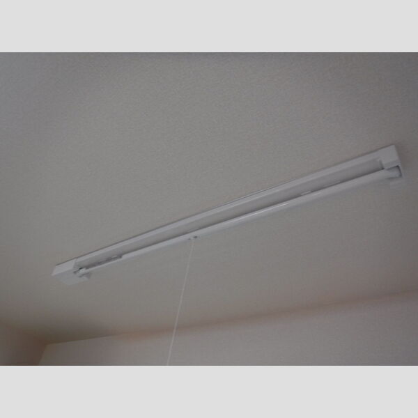 ラテル101号室 室内物干し