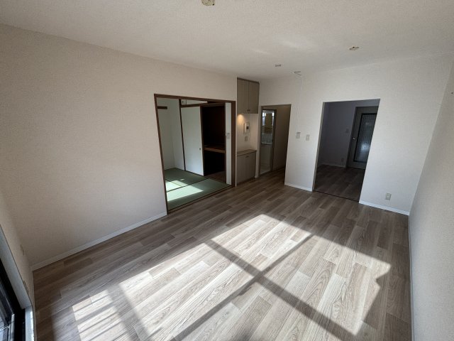 サンコート大野台0106号室 リビング