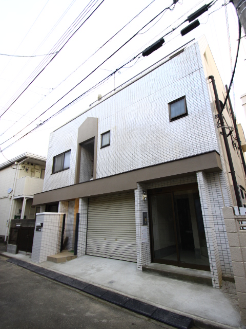 ソレイユ1階 外観