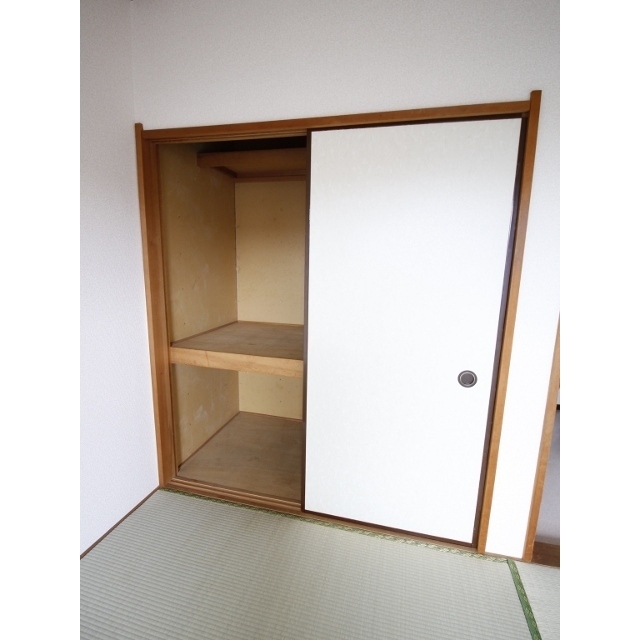 フラワーハイツ 内観