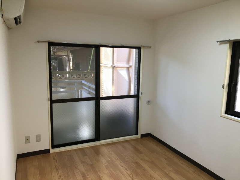 メゾンエスポワール1階 リビング