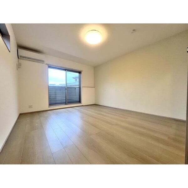 ミリアビタ稲毛101号室 リビング