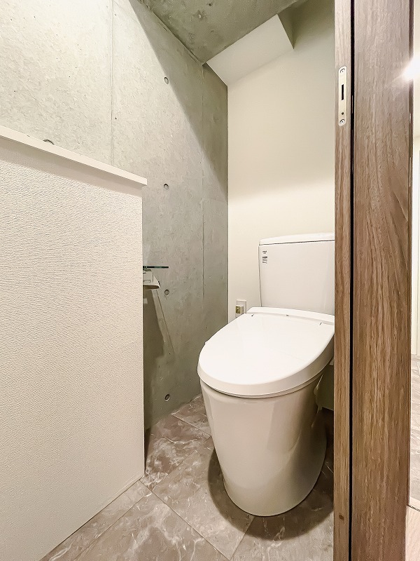 スフィア日本橋富沢町1階 トイレ