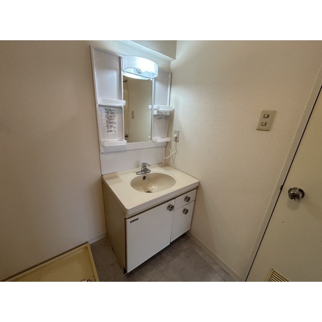 ブルジョン７ 内観