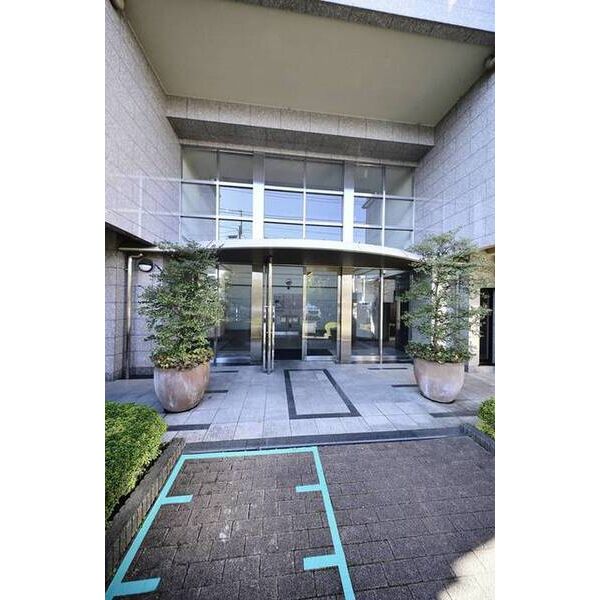 モカネスト久が原 エントランス