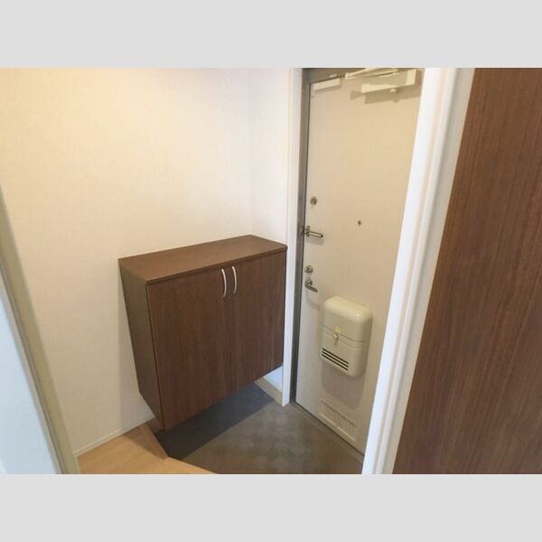 ファミーユ　恵 玄関