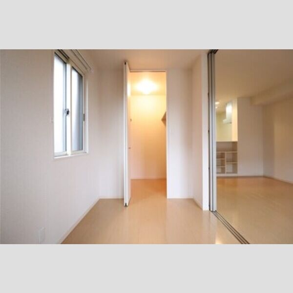 クロスクローバーⅢ103号室 洋室3.5帖