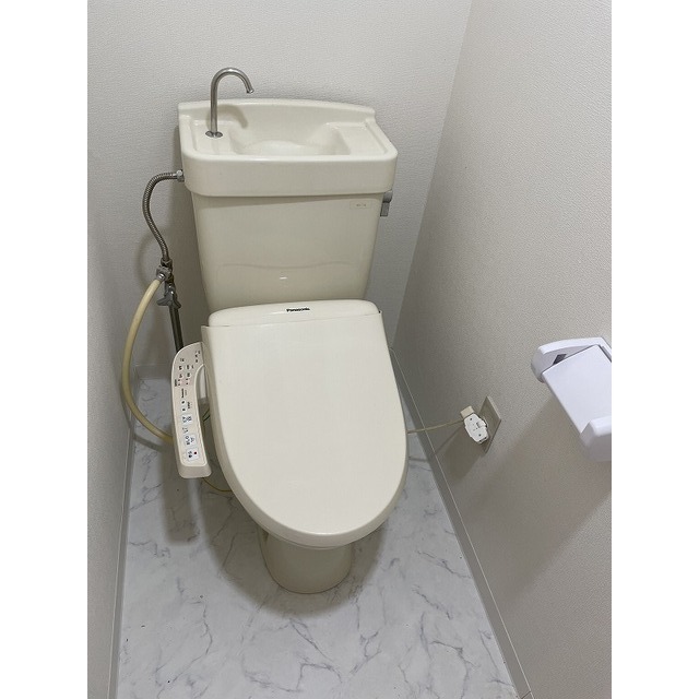 岩崎ビル301号室 内観